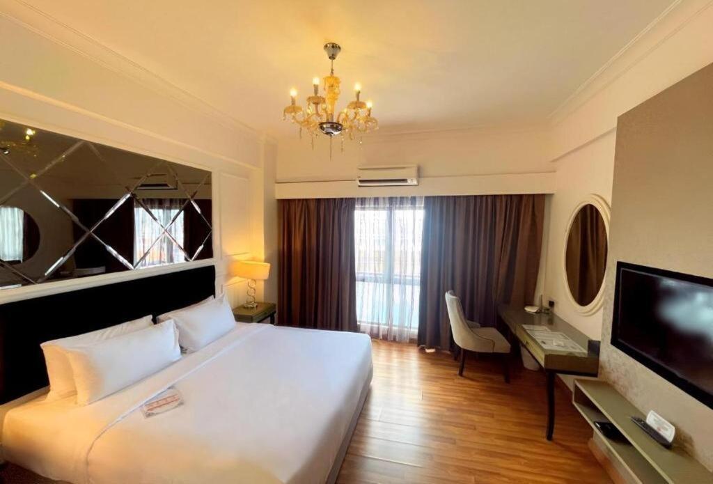 Imperial Heritage Hotel Melaka I City Centre I Free Club Lounge Access I Free Wifi I Free Parking Zewnętrze zdjęcie